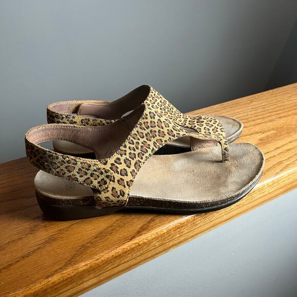 Dansko Reece Leopard Print Leather Strap‎ Sandals Size 39 US Size 8.5 - 9 - Picture 1 of 9